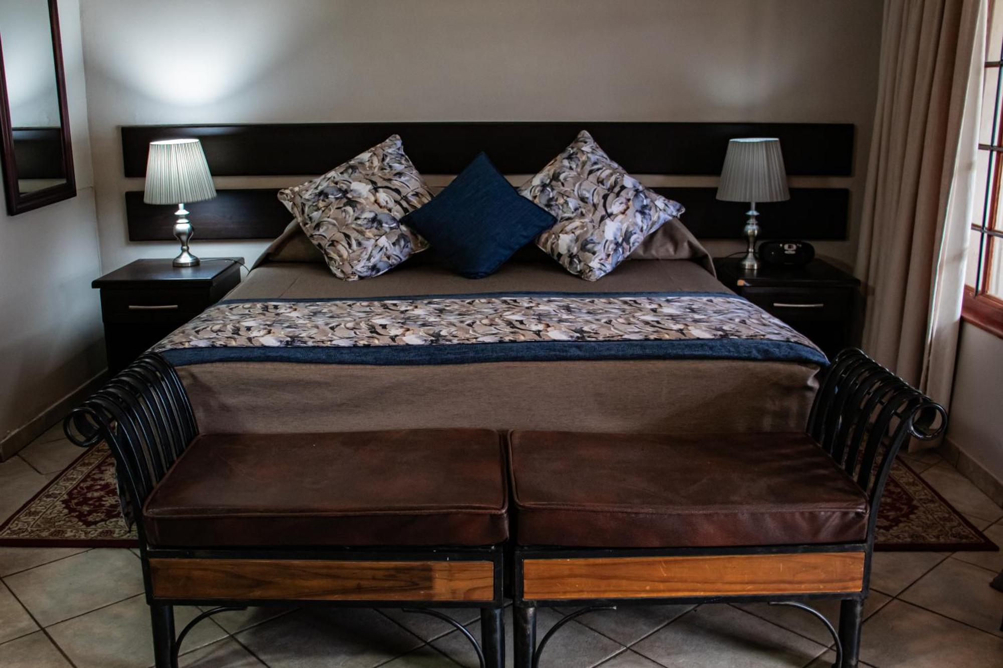 Апартаменты Drakensview Self Catering Уинтертон Экстерьер фото